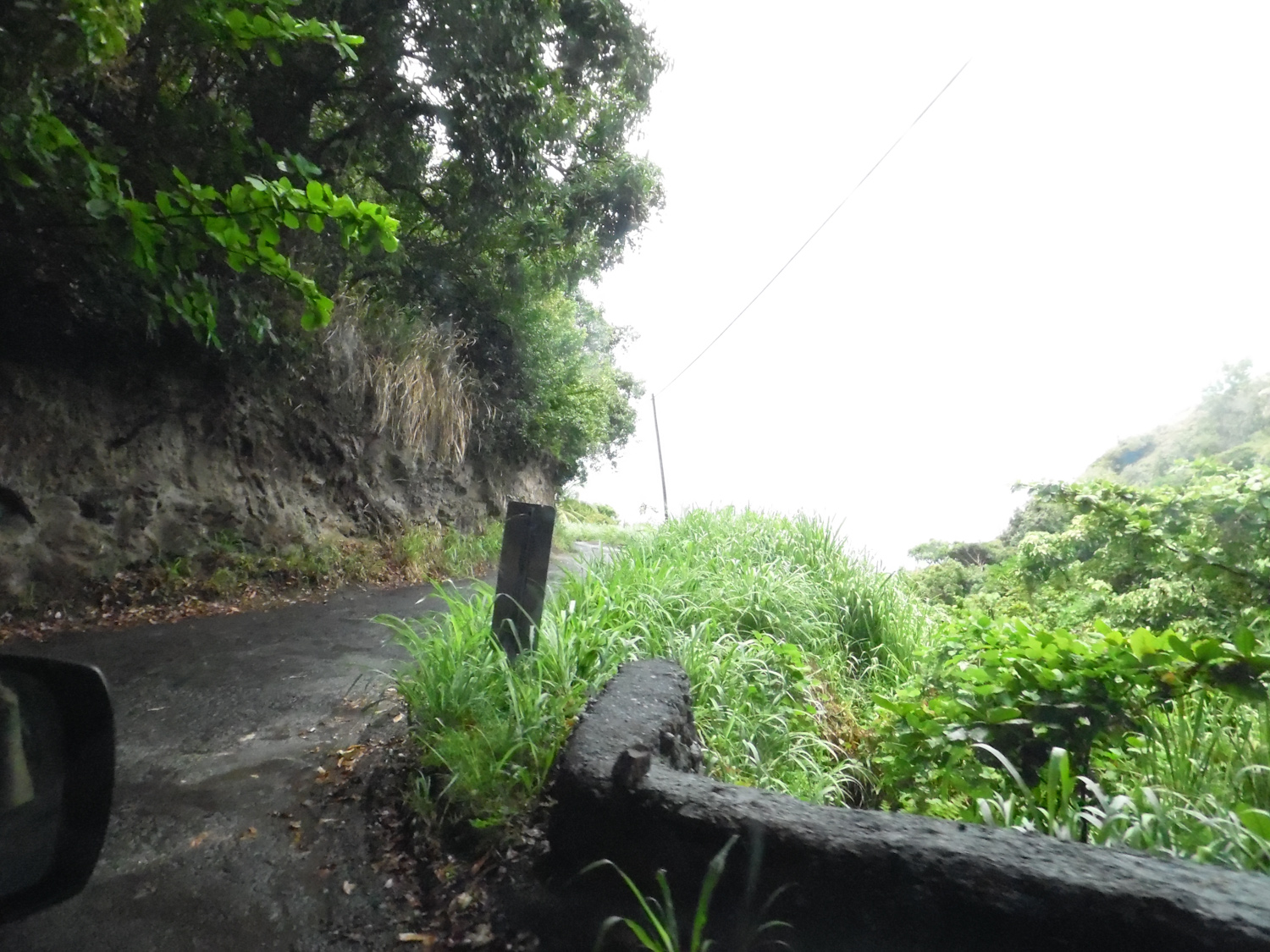 The road (typical) to Hana